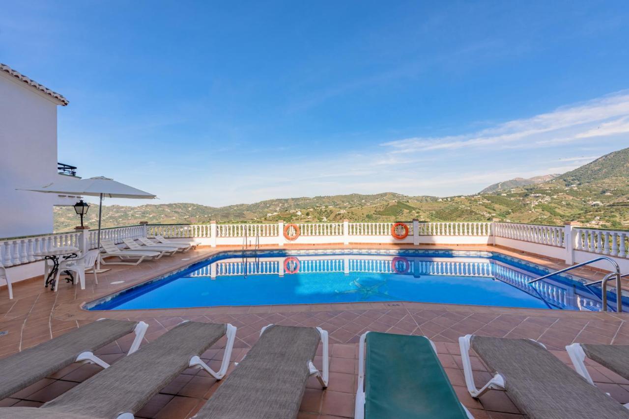 Apartamentos Rosamarina Frigiliana Luaran gambar