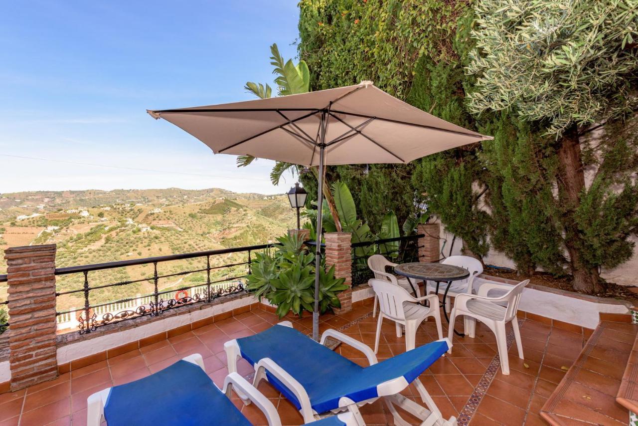 Apartamentos Rosamarina Frigiliana Luaran gambar