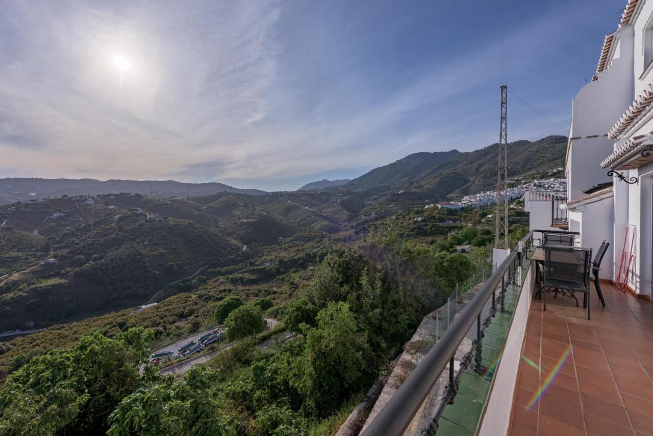 Apartamentos Rosamarina Frigiliana Luaran gambar