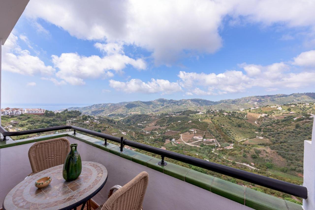Apartamentos Rosamarina Frigiliana Luaran gambar